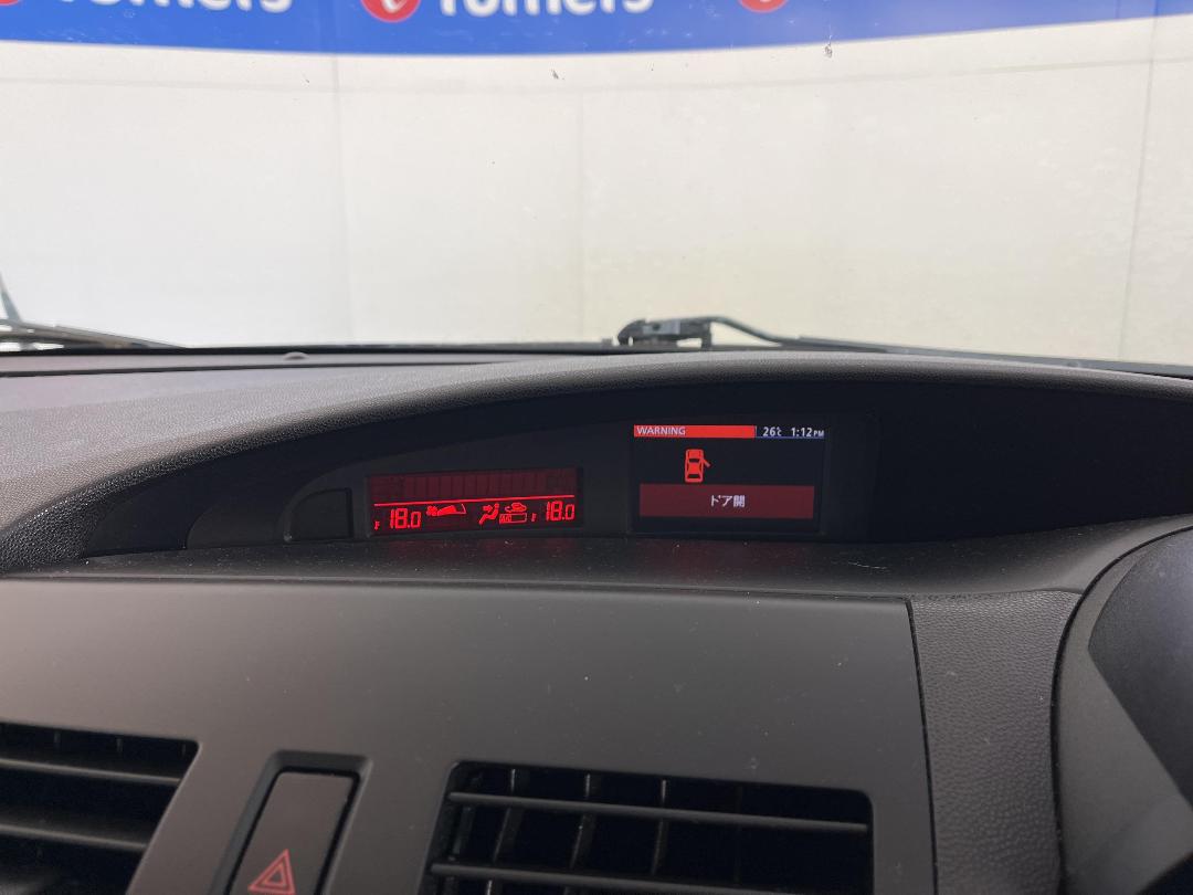 Photo '29' of Mazda Axela