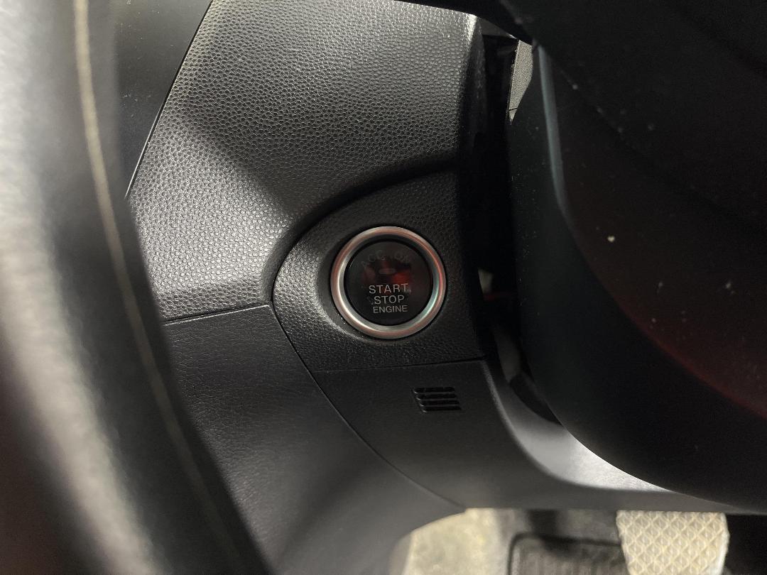 Photo '28' of Mazda Axela