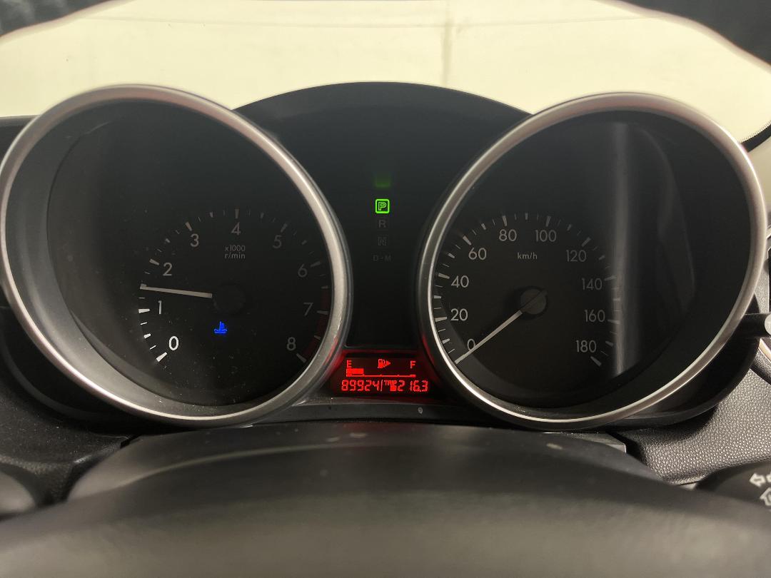 Photo '21' of Mazda Axela