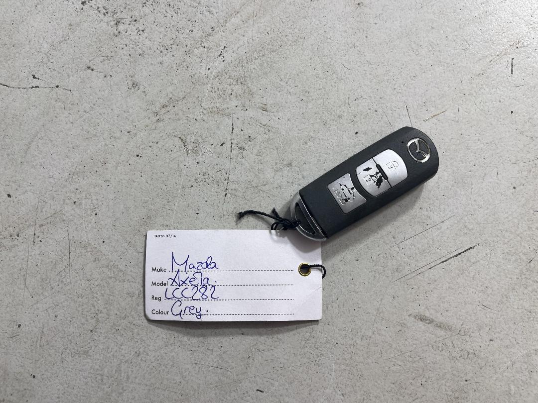 Photo '22' of Mazda Axela