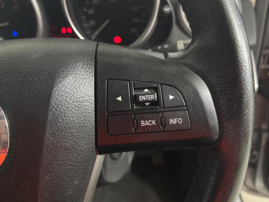 Photo '24' of Mazda Axela