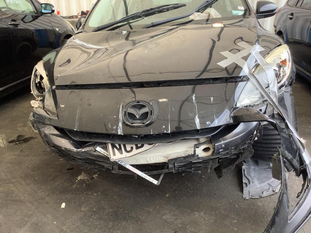 Photo '2' of Mazda Axela