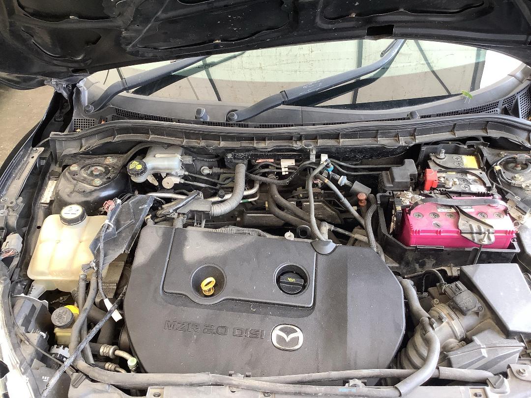 Photo '13' of Mazda Axela