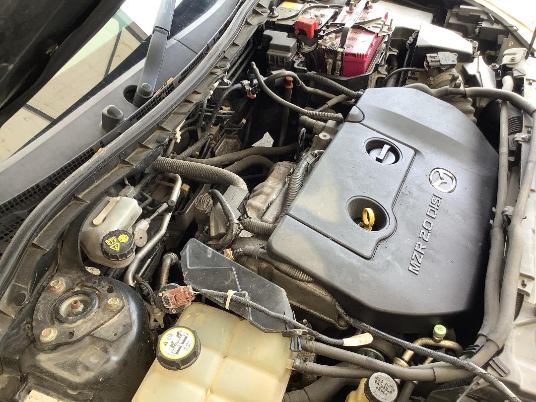 Photo '15' of Mazda Axela