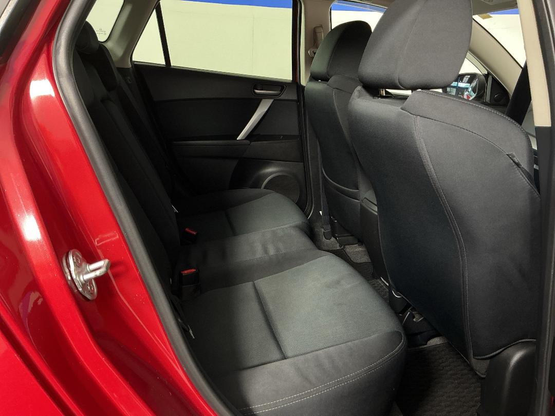 Photo '20' of Mazda Axela