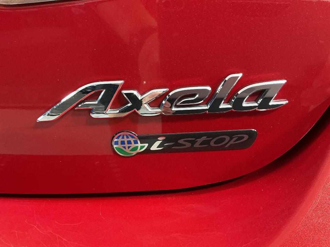 Photo '28' of Mazda Axela
