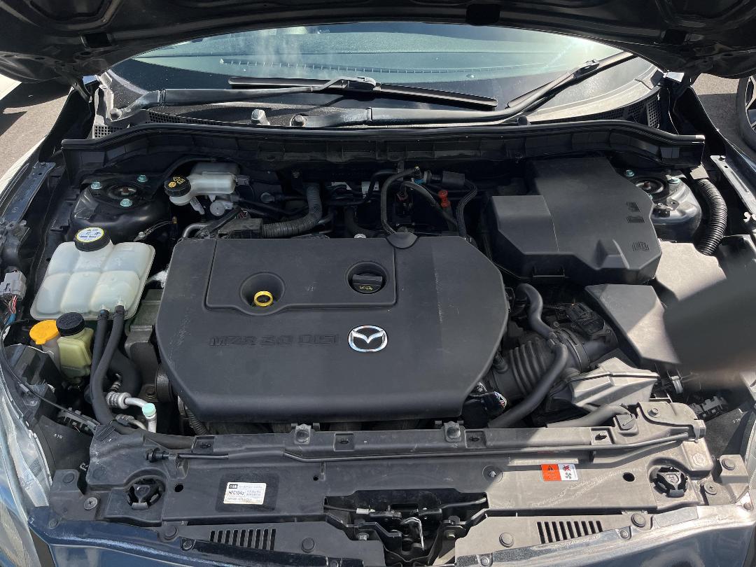 Photo '13' of Mazda Axela