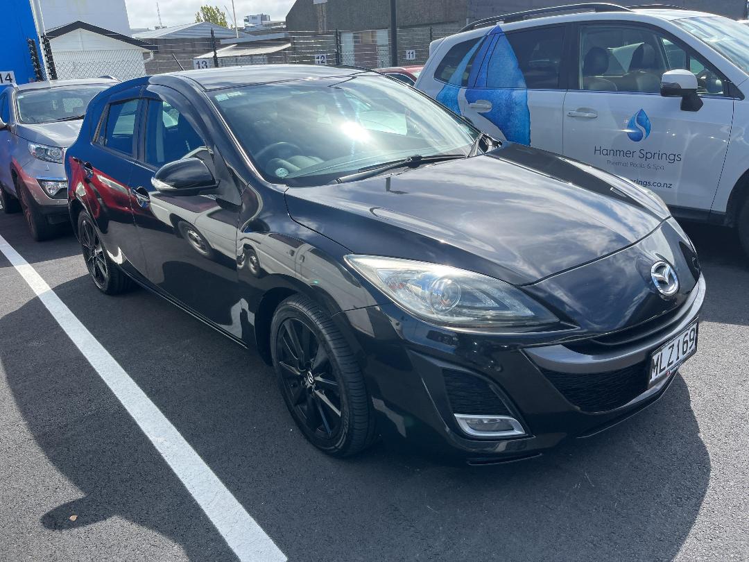 Photo '4' of Mazda Axela