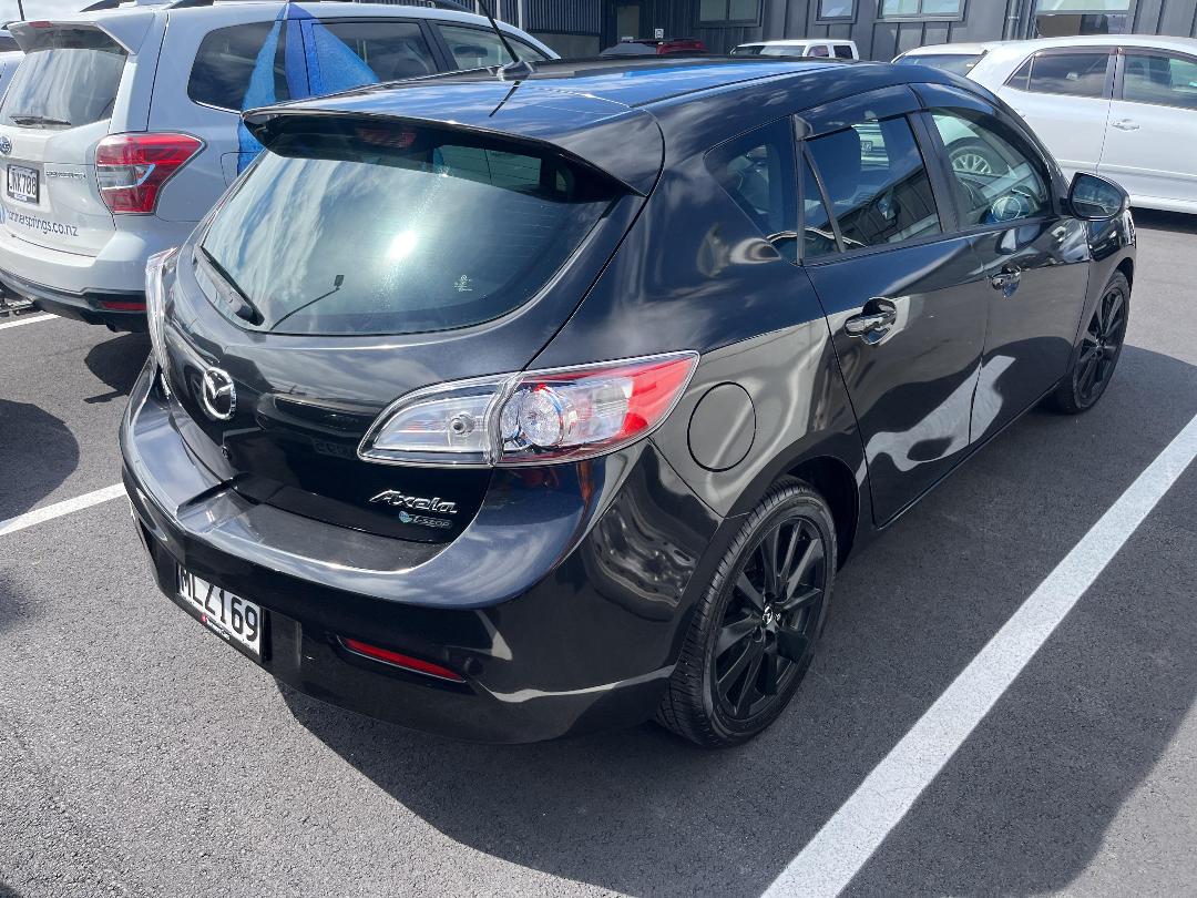 Photo '7' of Mazda Axela