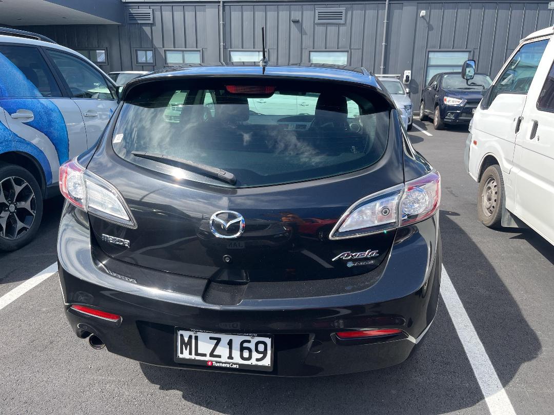 Photo '6' of Mazda Axela