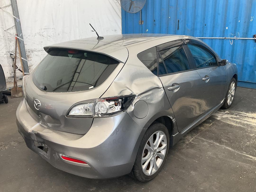 Photo '4' of Mazda Axela