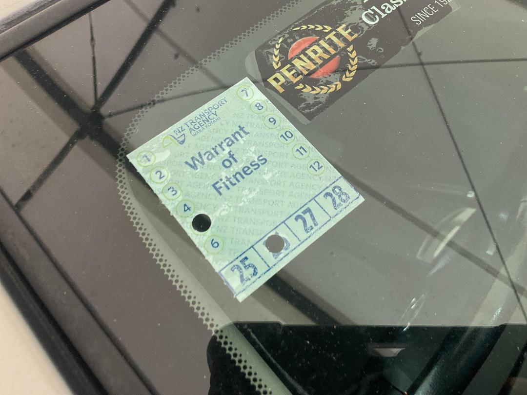 Photo '13' of Mazda Axela