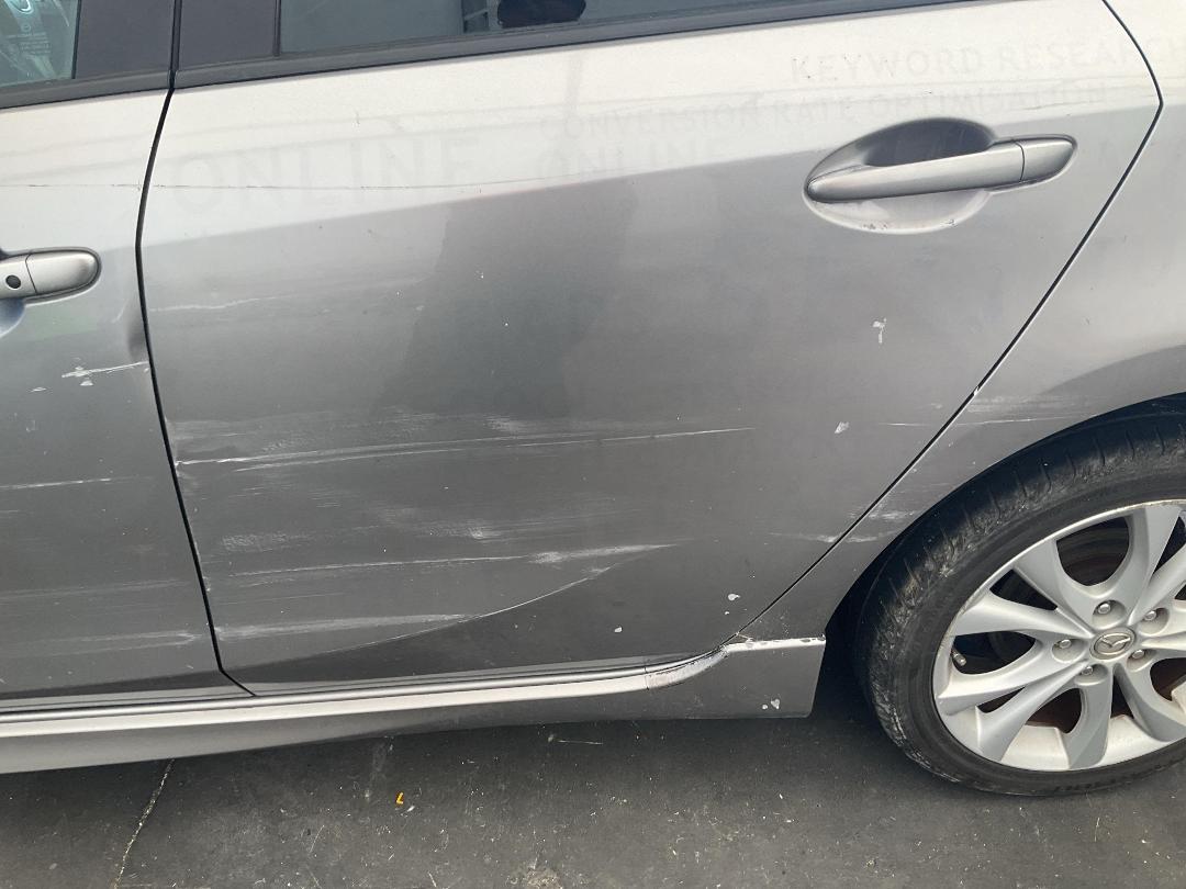 Photo '16' of Mazda Axela