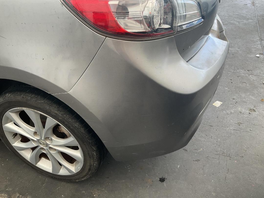 Photo '18' of Mazda Axela