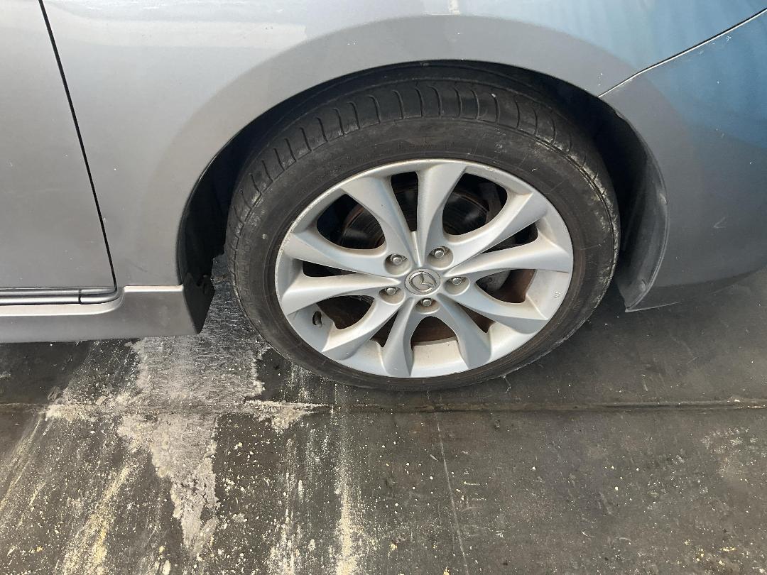 Photo '27' of Mazda Axela