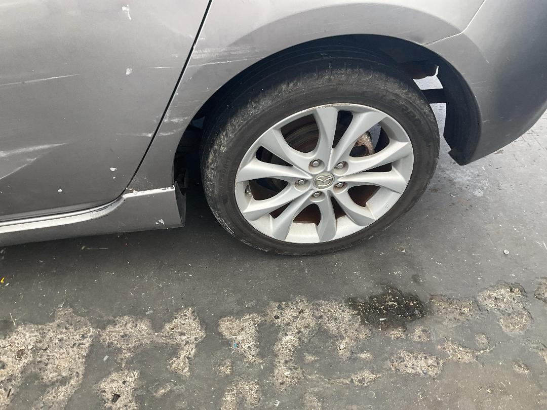 Photo '29' of Mazda Axela