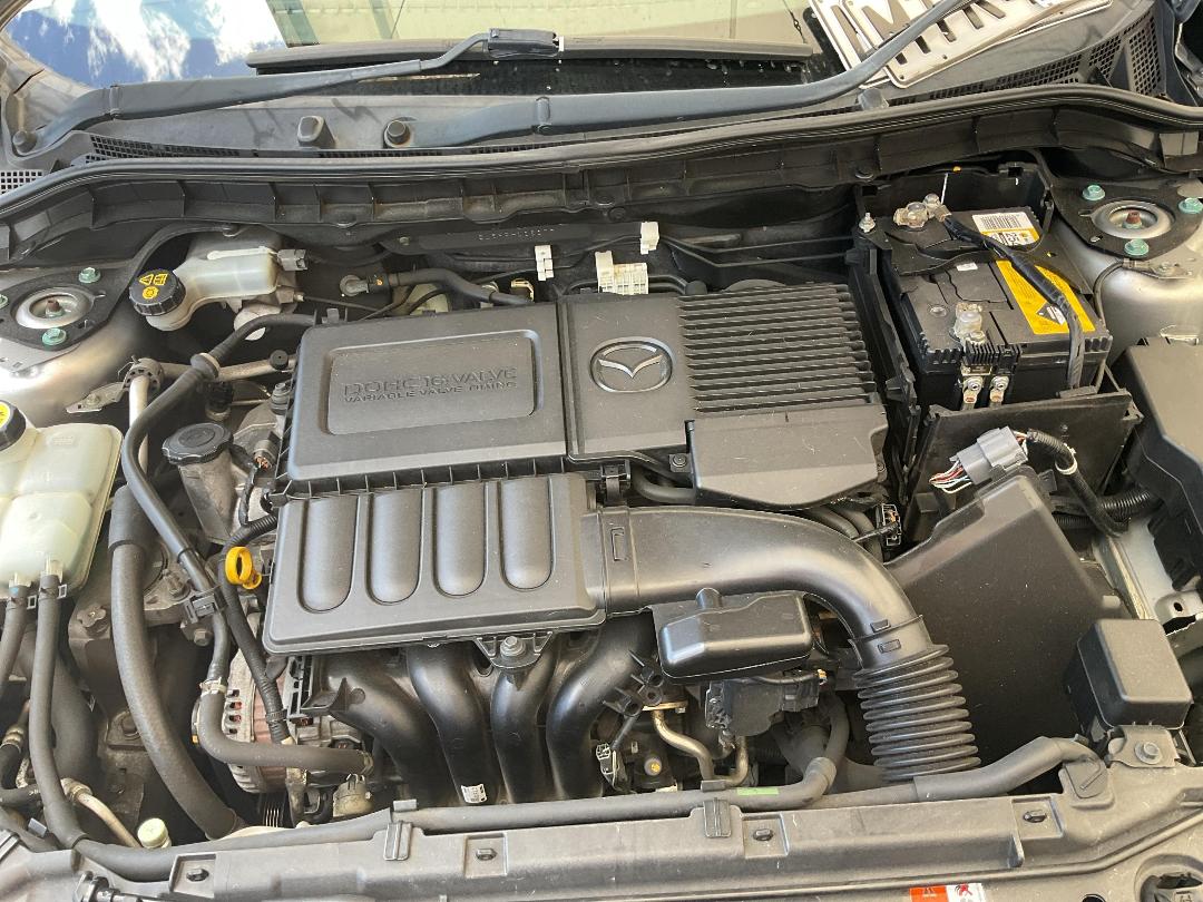 Photo '11' of Mazda Axela