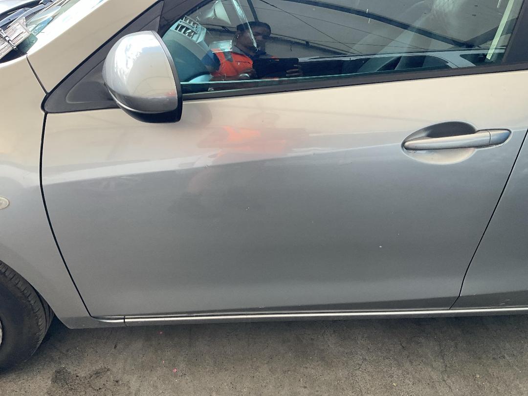 Photo '21' of Mazda Axela