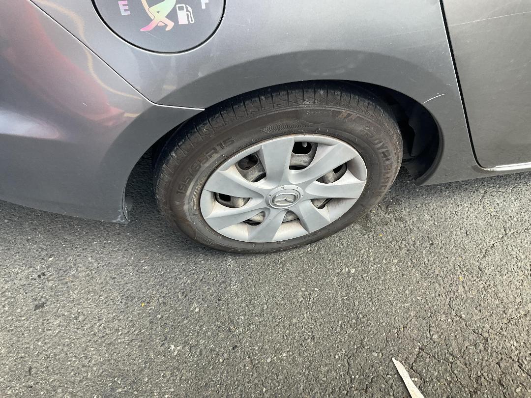 Photo '26' of Mazda Axela