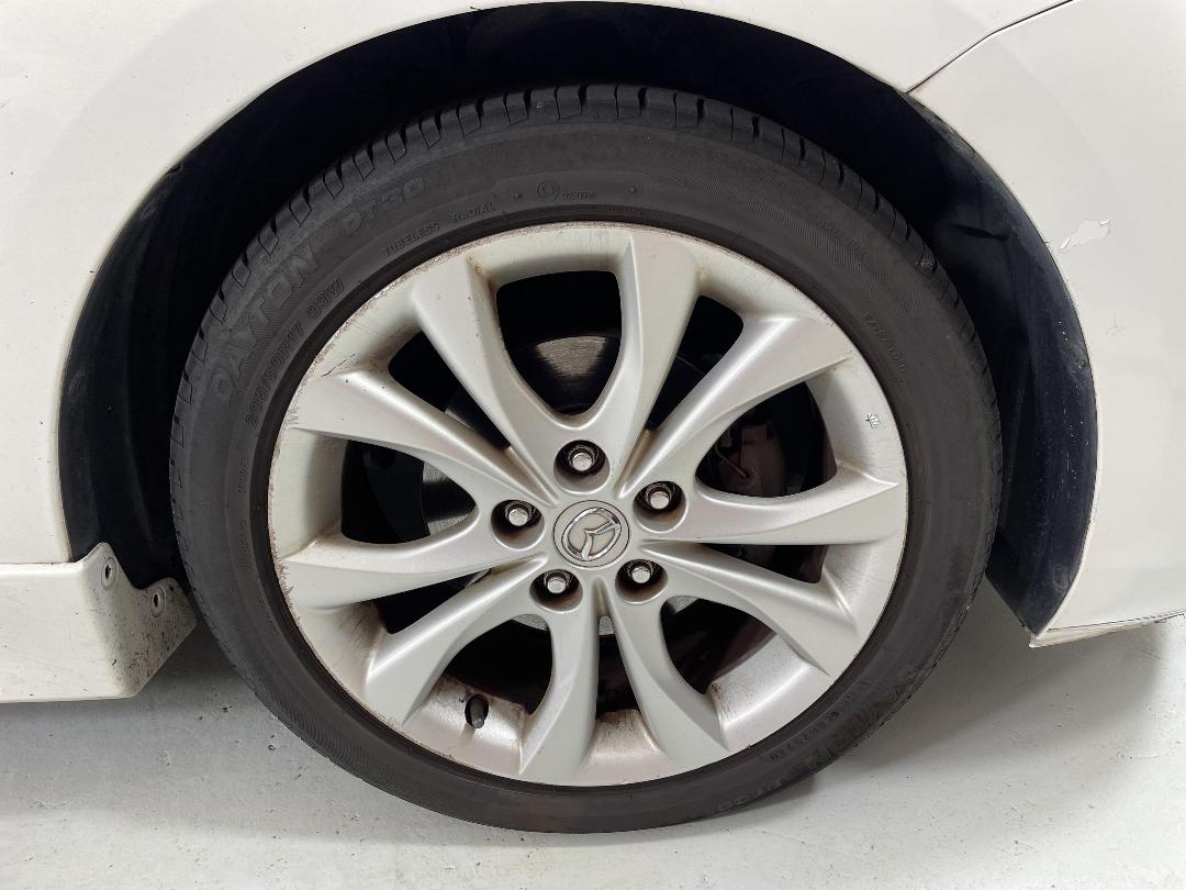 Photo '9' of Mazda Axela