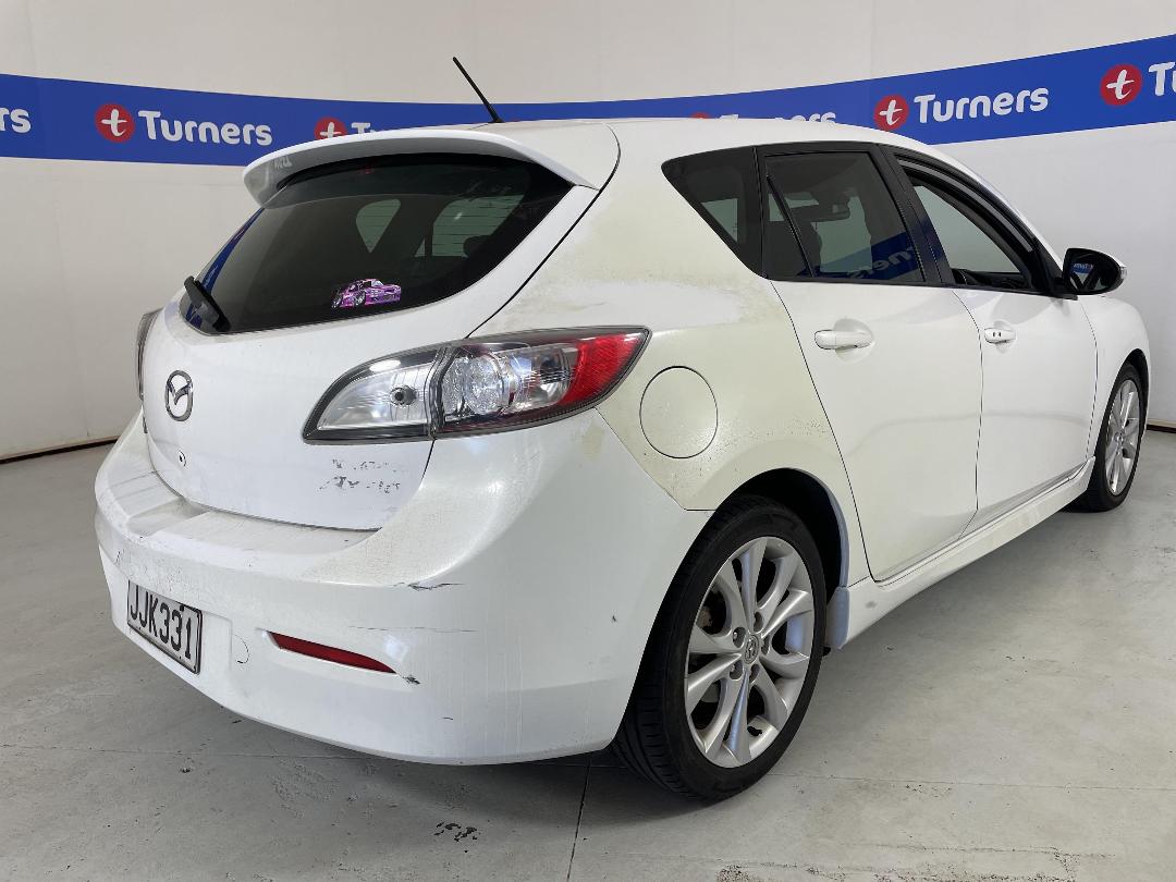 Photo '7' of Mazda Axela