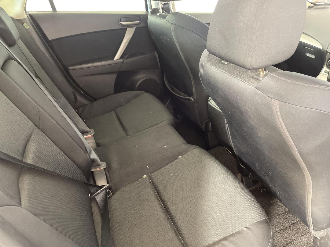 Photo '20' of Mazda Axela