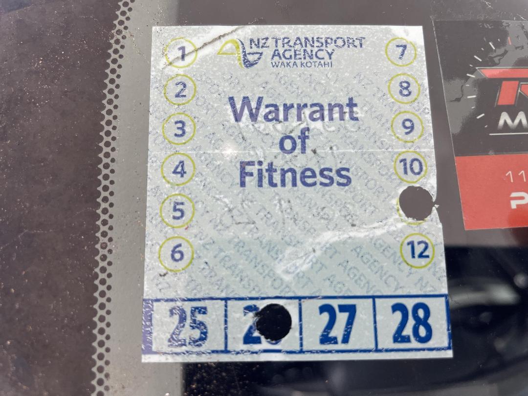 Photo '23' of Mazda Axela