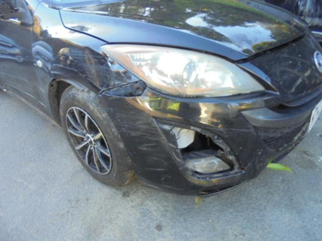 Photo '5' of Mazda Axela Sport