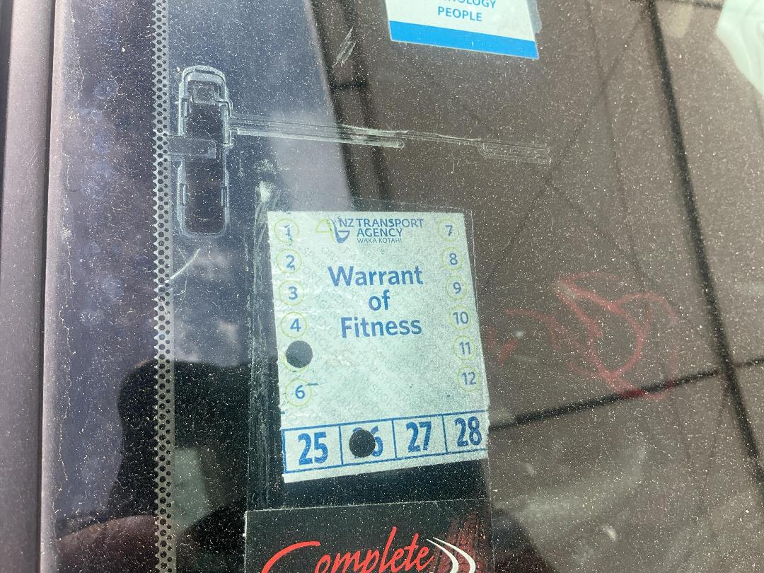 Photo '14' of Mazda Axela