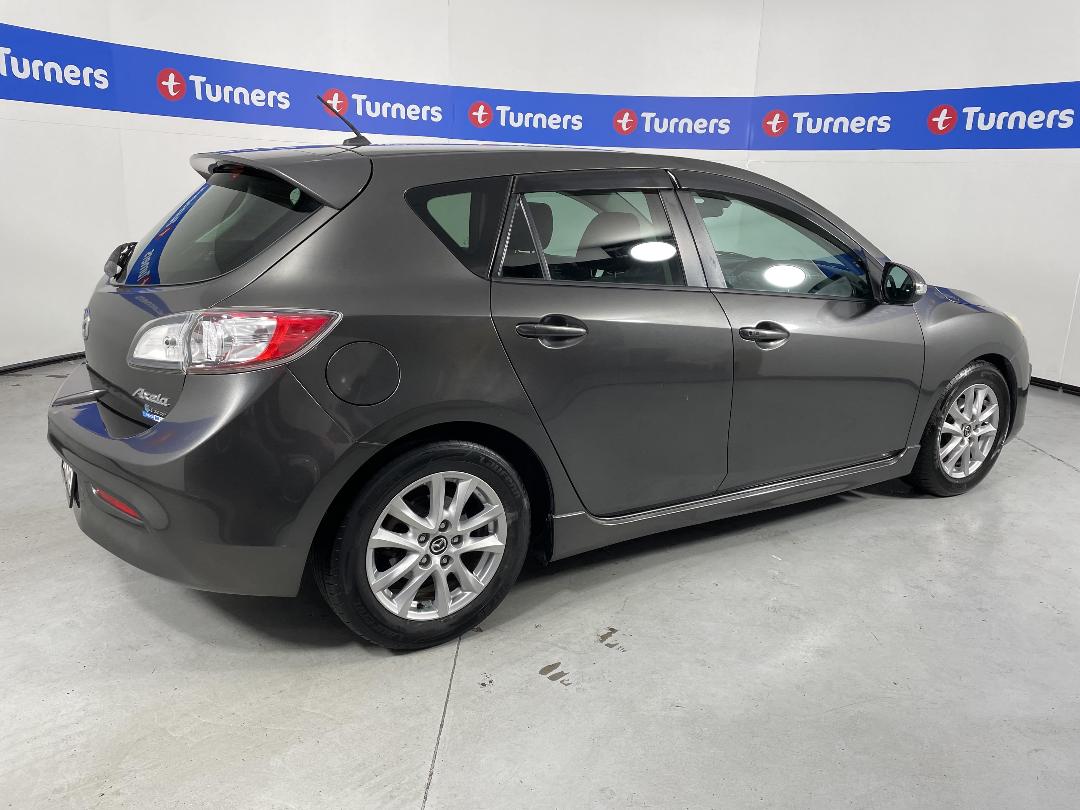 Photo '7' of Mazda Axela