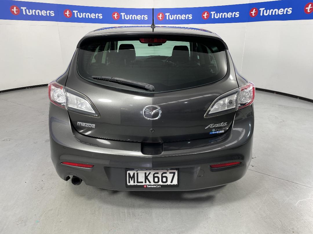 Photo '6' of Mazda Axela