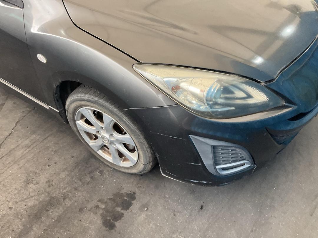 Photo '4' of Mazda Axela