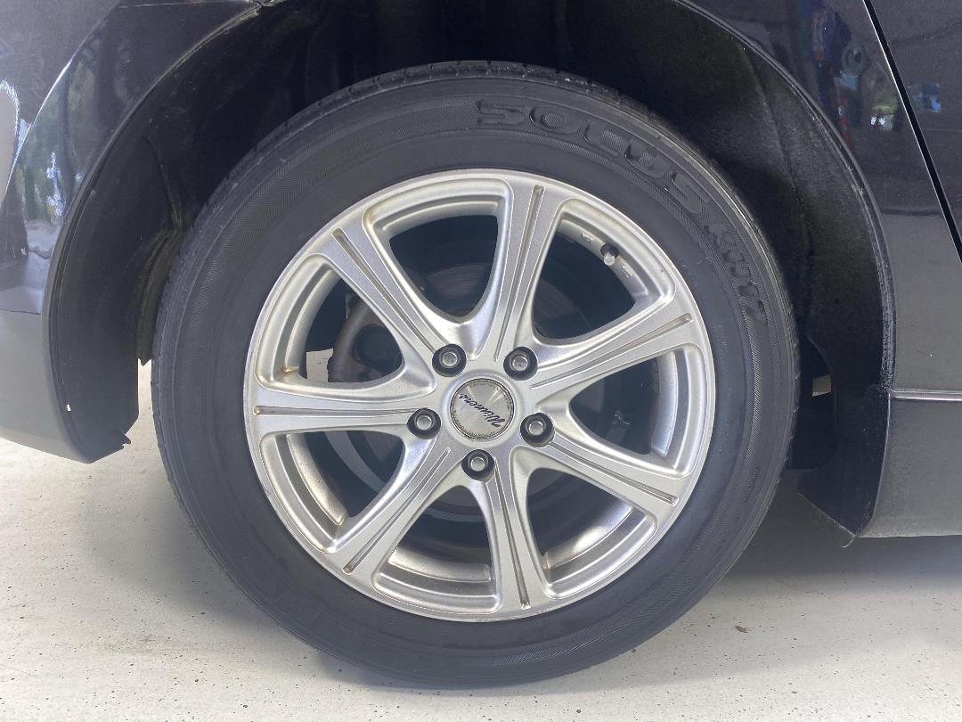 Photo '12' of Mazda Axela Photo '12' of Mazda Axela