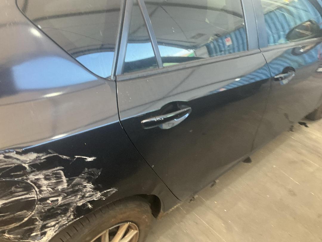 Photo '15' of Mazda Axela Photo '15' of Mazda Axela