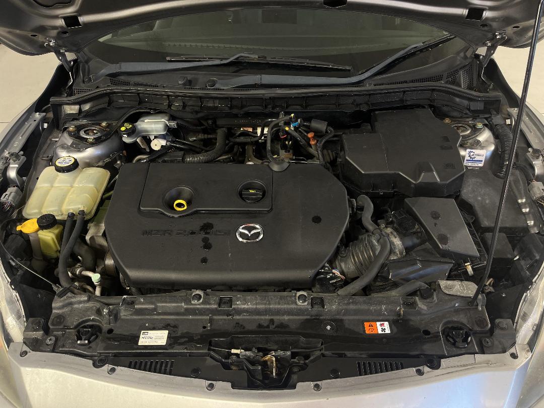 Photo '13' of Mazda Axela