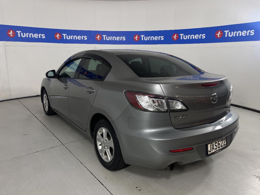 Photo '5' of Mazda Axela