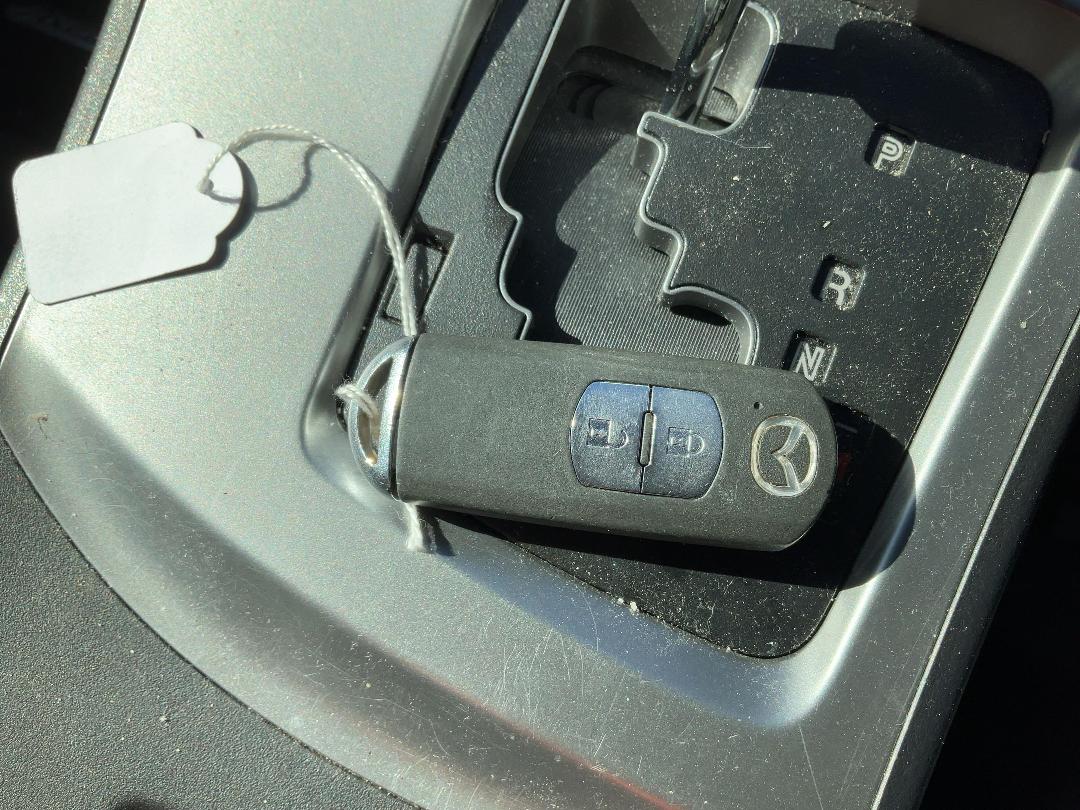 Photo '16' of Mazda Axela