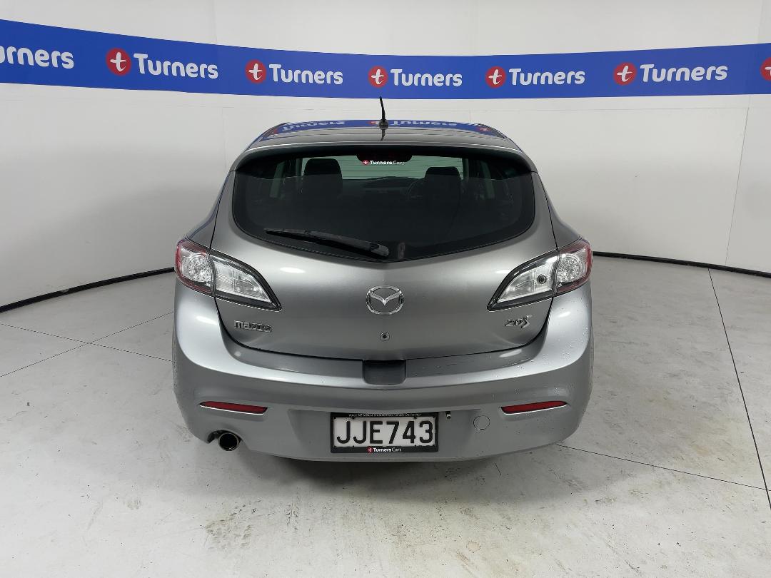 Photo '6' of Mazda Axela