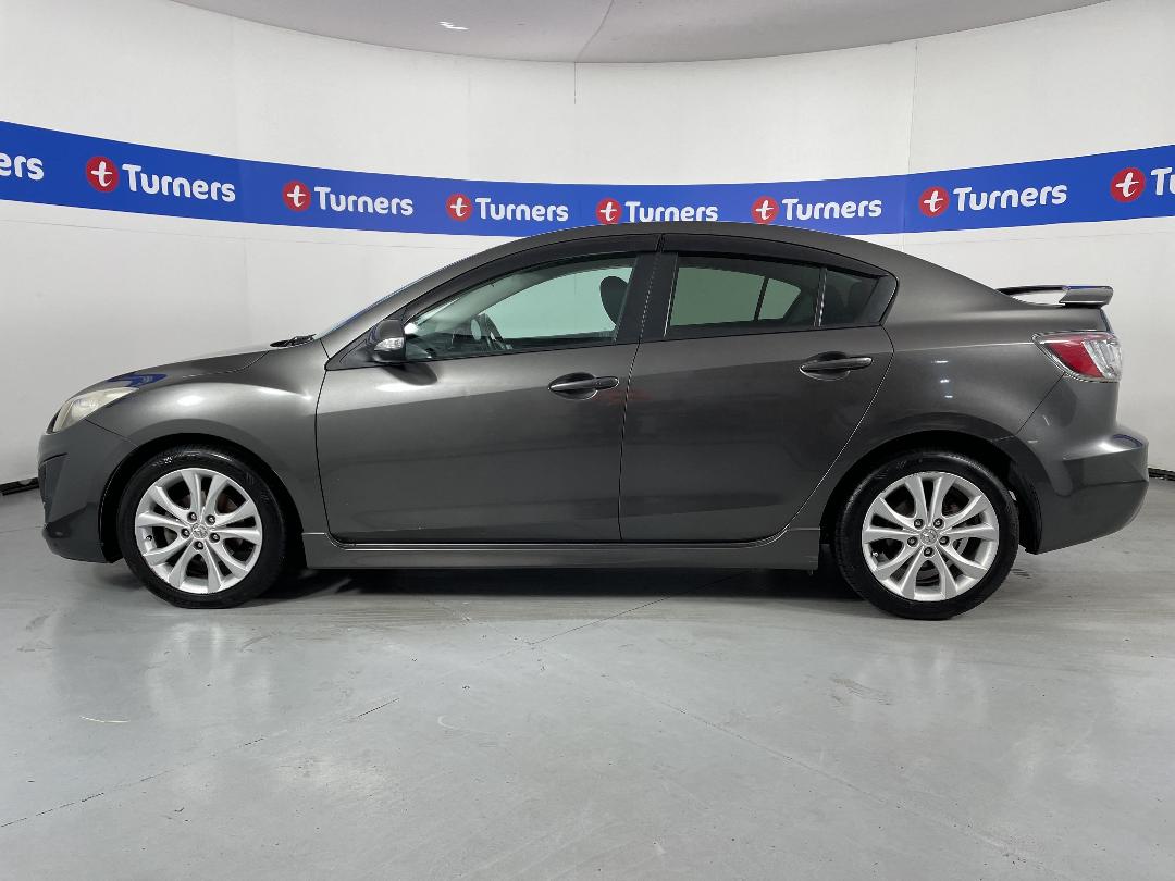 Photo '24' of Mazda Axela