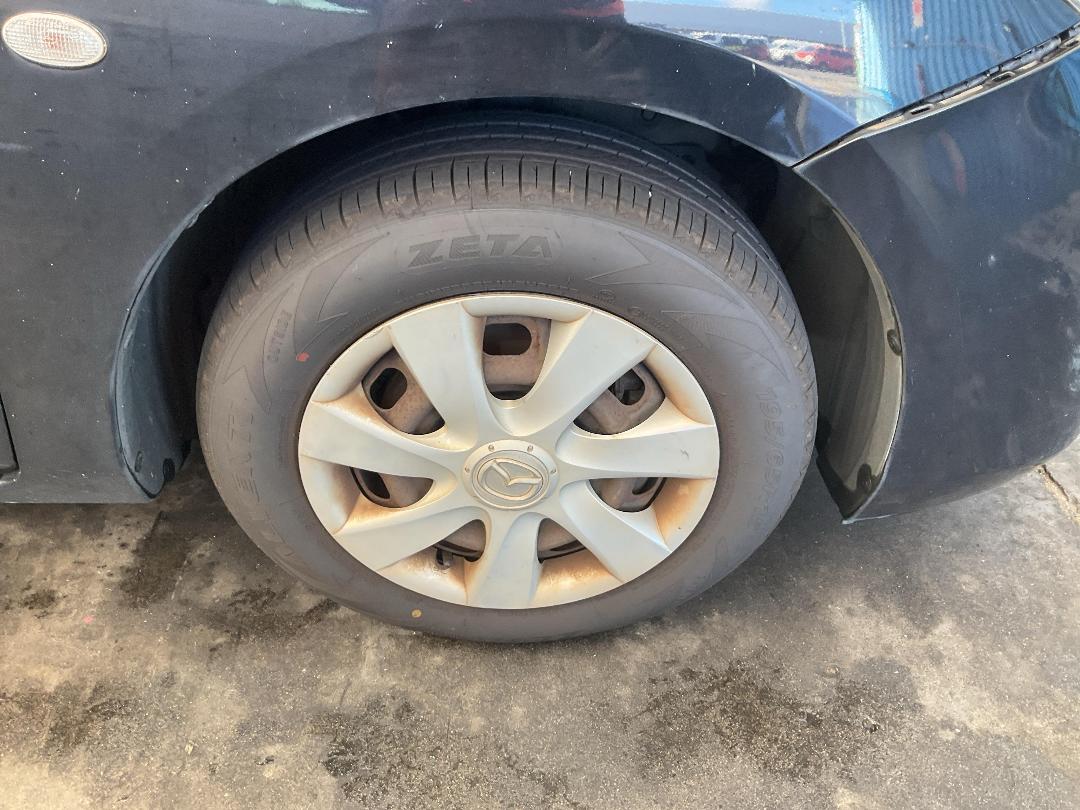 Photo '11' of Mazda Axela