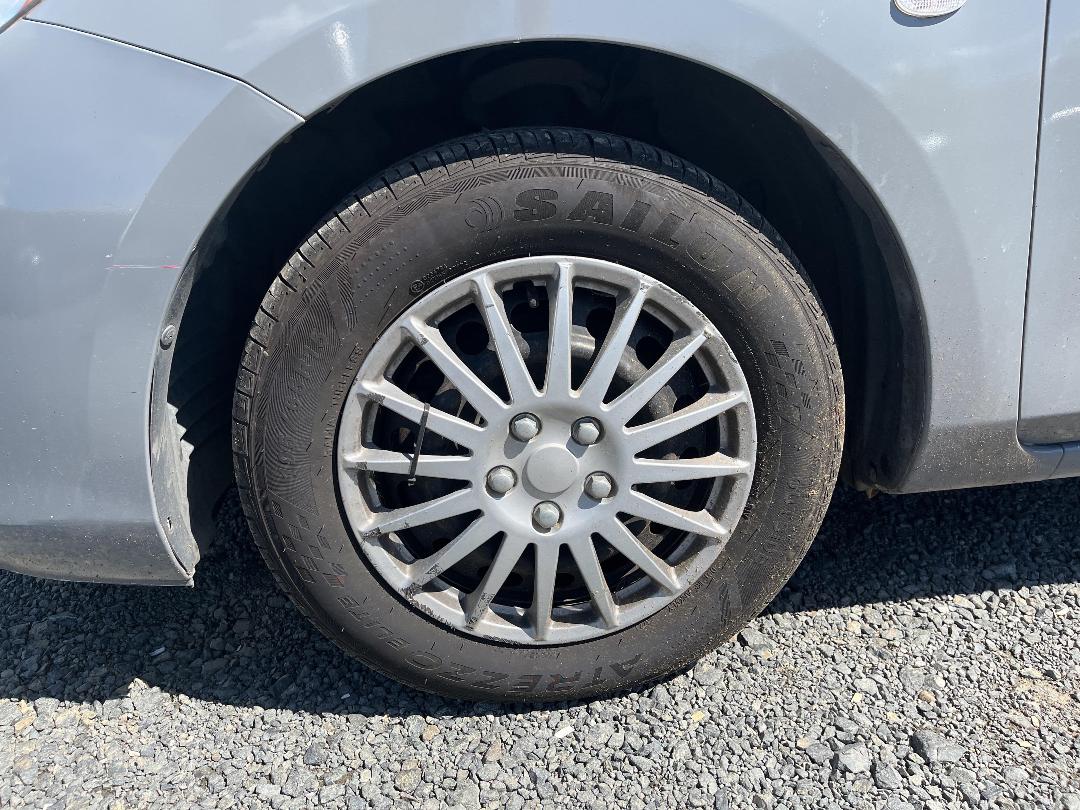 Photo '8' of Mazda Axela Photo '8' of Mazda Axela