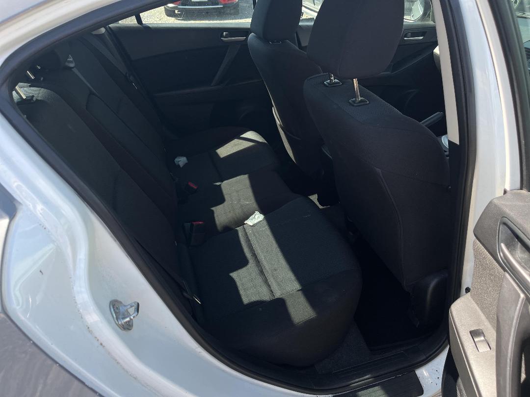 Photo '18' of Mazda Axela Photo '18' of Mazda Axela