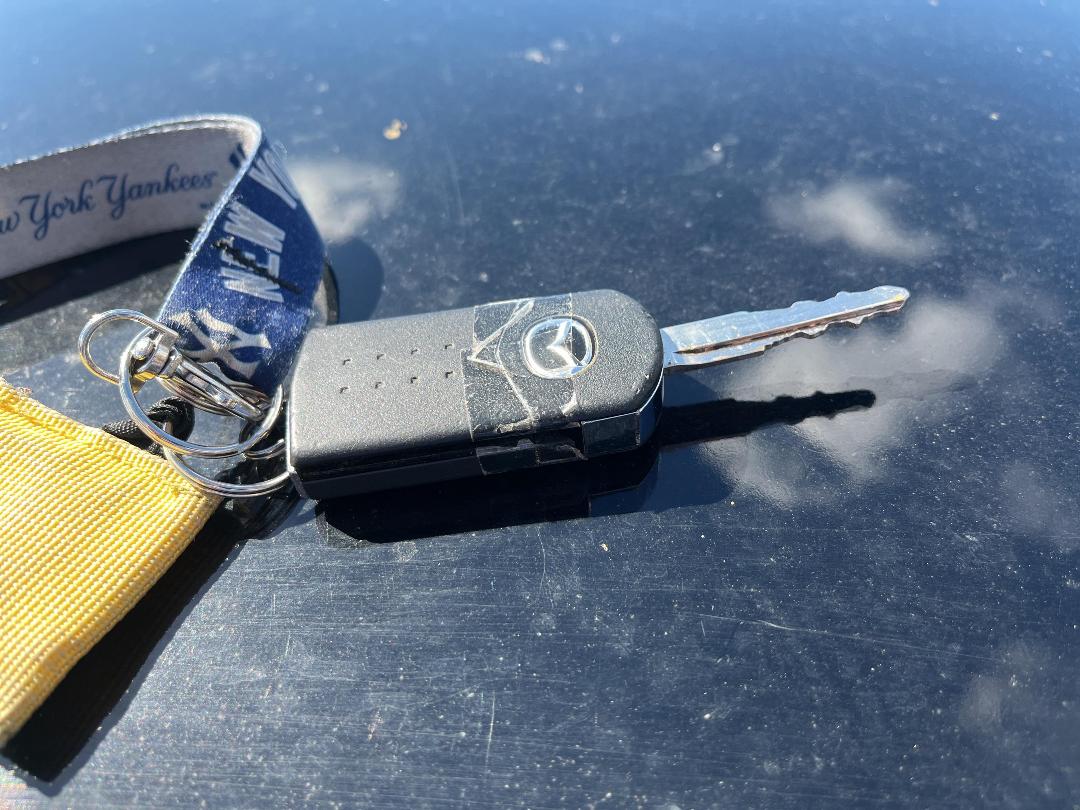 Photo '20' of Mazda Axela Photo '20' of Mazda Axela