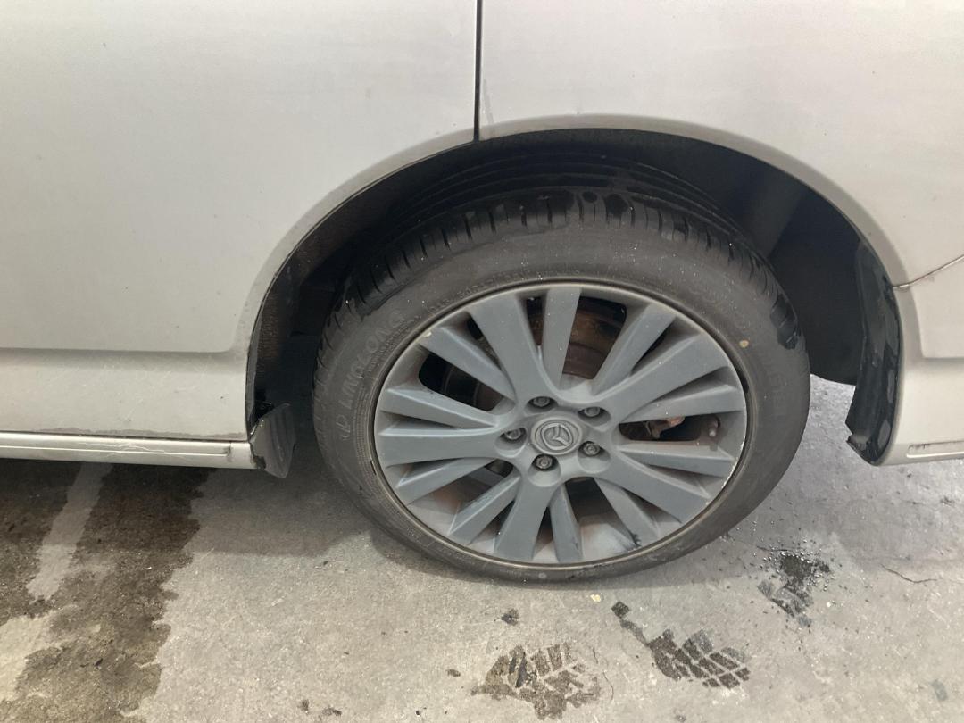 Photo '9' of Mazda Biante Photo '9' of Mazda Biante