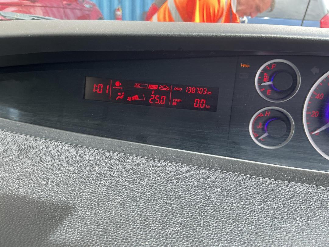 Photo '19' of Mazda Biante Photo '19' of Mazda Biante