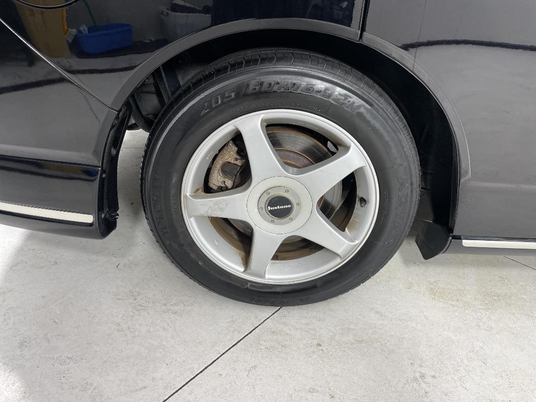 Photo '12' of Mazda Biante