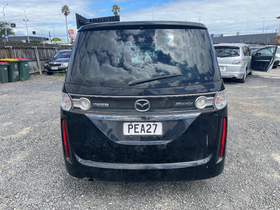 Photo '5' of Mazda Biante