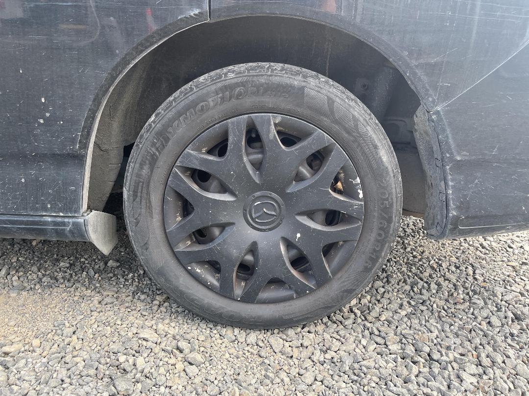 Photo '9' of Mazda Biante