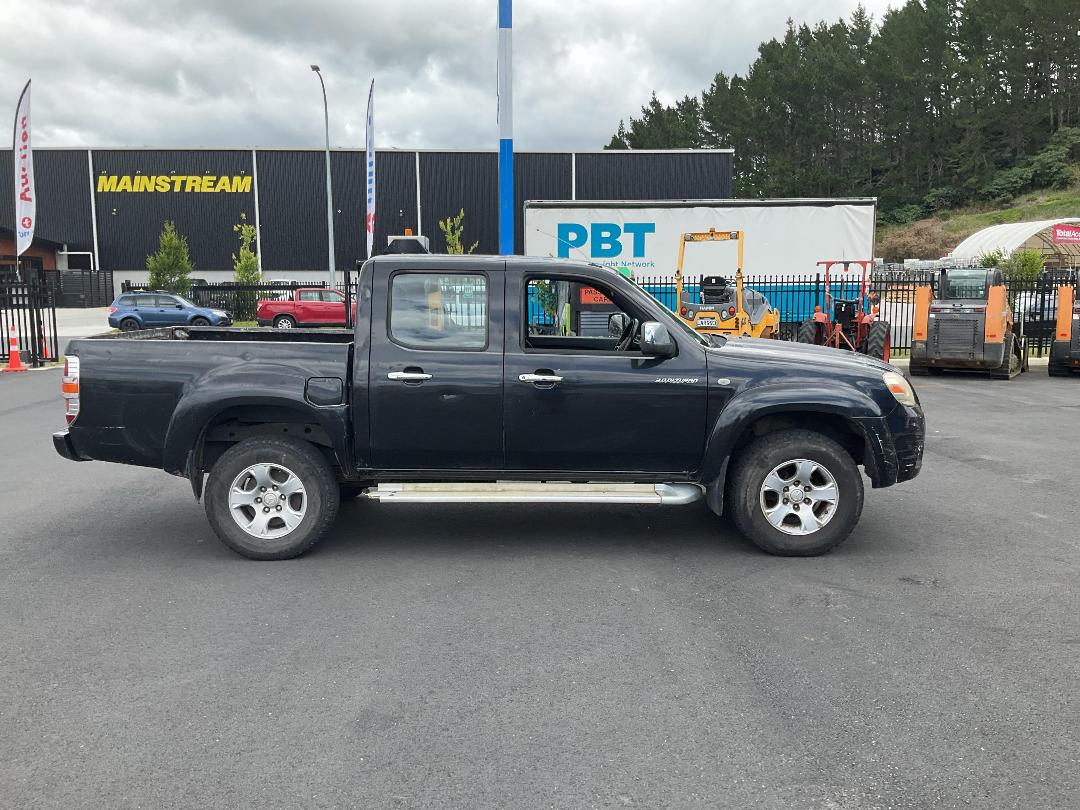 Photo '2' of Mazda Bt-50 D/C W/S SDX