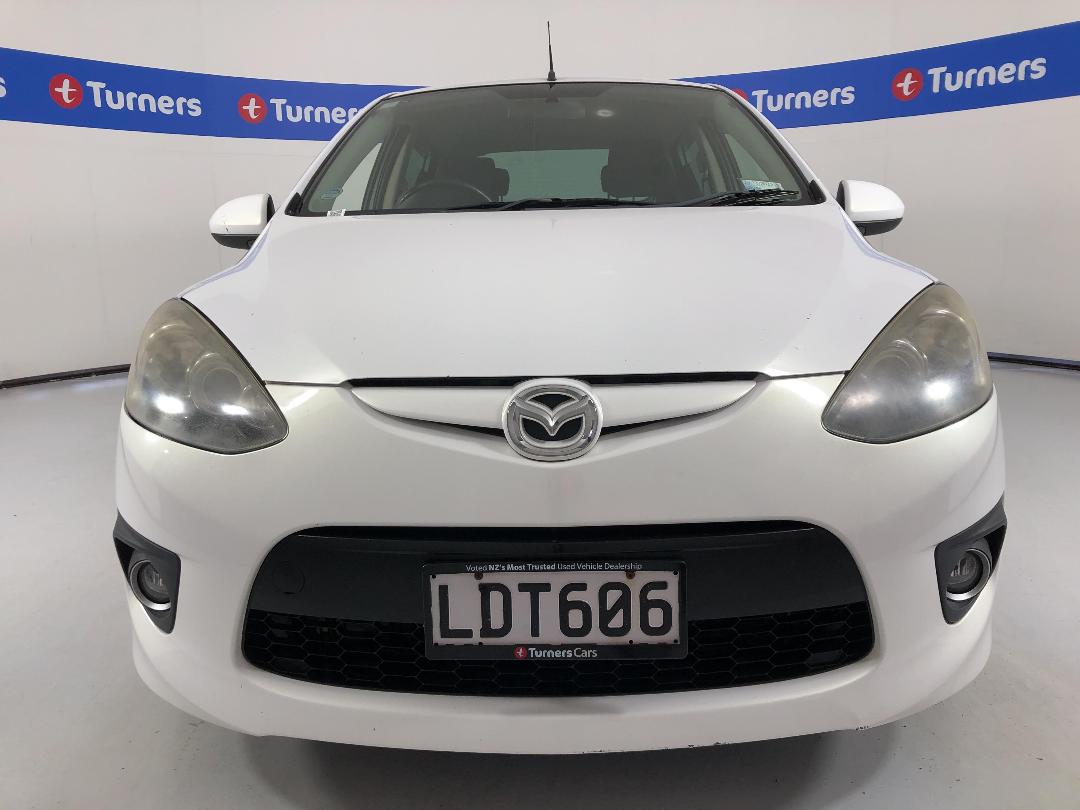 Photo '2' of Mazda Demio